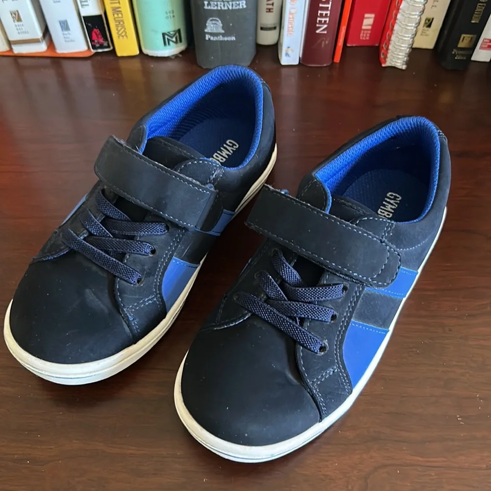 Gymboree size 11, boys gently used shoes. - Picture 5 of 7
